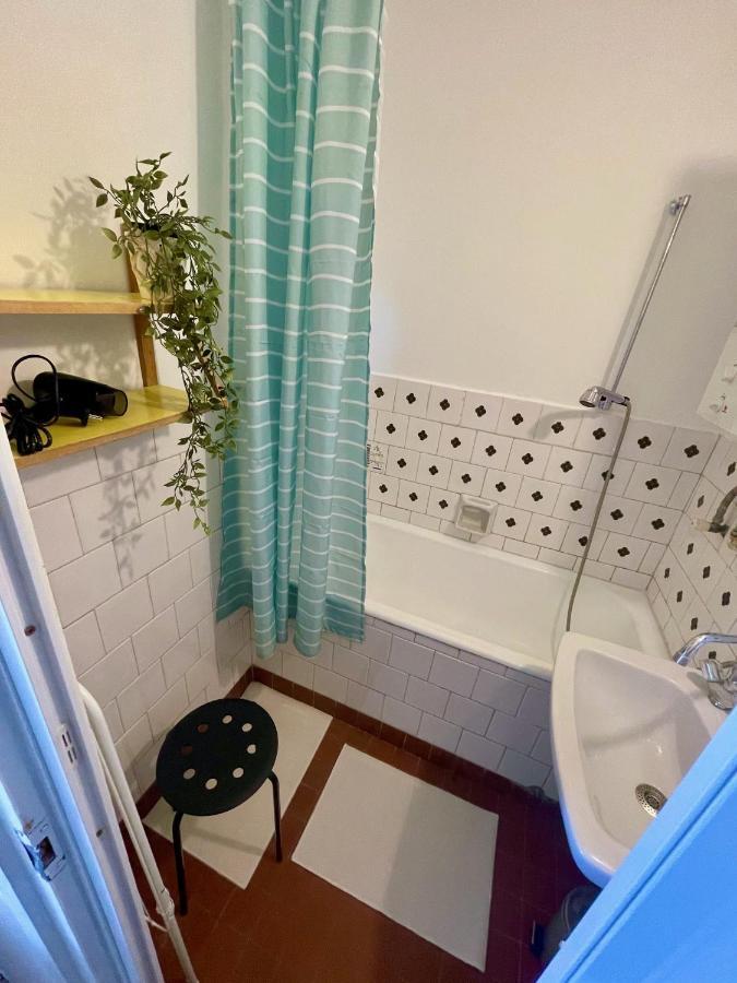 Appartement Nosztalgia Apartman à Veszprém Extérieur photo