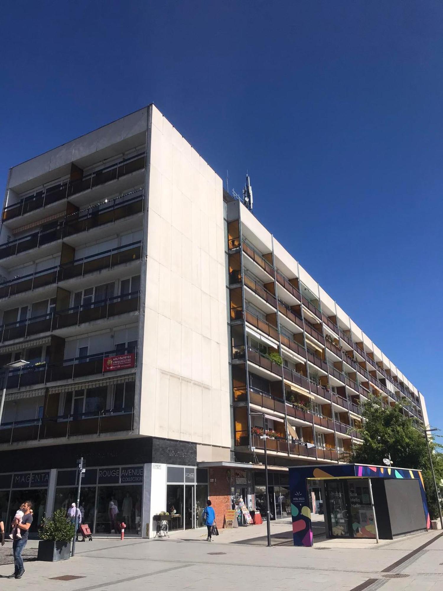 Appartement Nosztalgia Apartman à Veszprém Extérieur photo